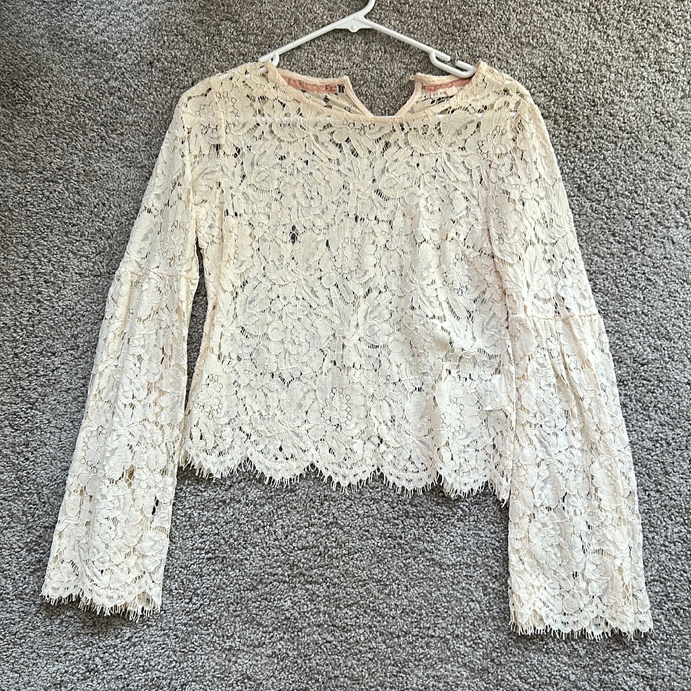 Cream lace long sleeve top SMALL
